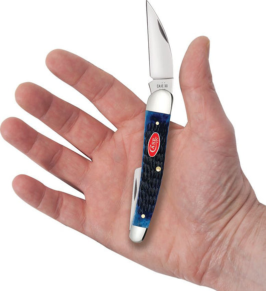 Case XX Seahorse Whittler – Navy Blue Rogers Jigged Bone | Model 06889